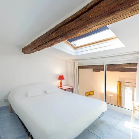 아파트 100m2 Duplex Apartment, Glimpse Of The Sea